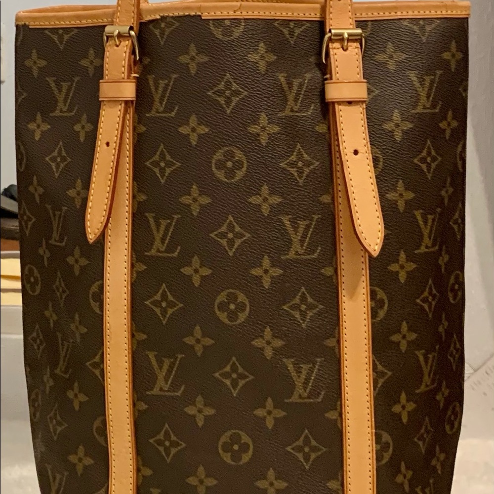 🚨SOLD🚨Louis Vuitton - Bucket GM